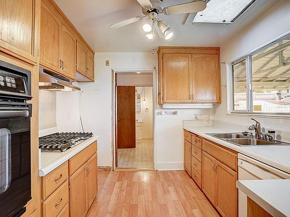 2nd image of 416 Ridge Avenue