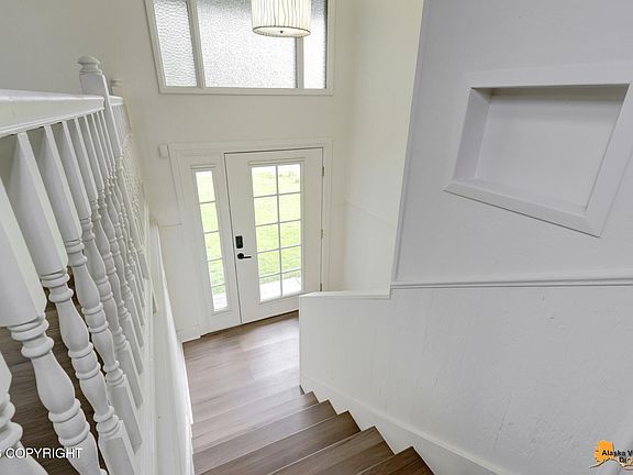 4th image of 7020 Altoona Dr