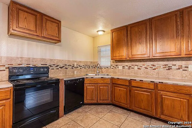 120 Nelson Ave — Photo 9