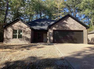 18 Sacedon Lane, Hot Springs Village, AR 71909