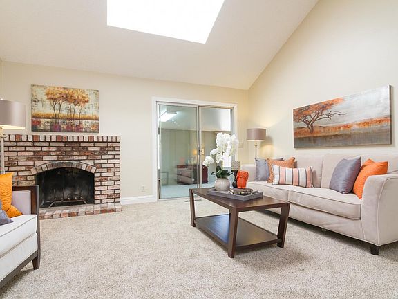 4th image of 6076 Randall Ct