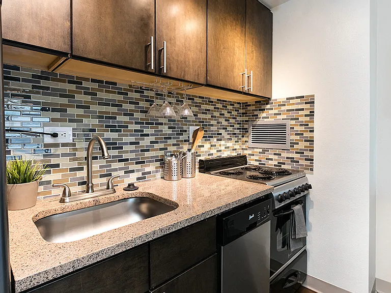 Baker Tower Apartments — Photo 6