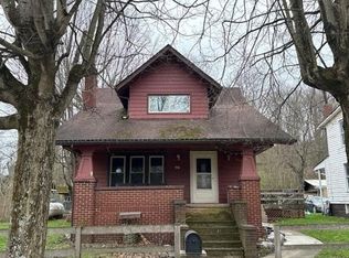 104 Hanna Ave, Adena, OH