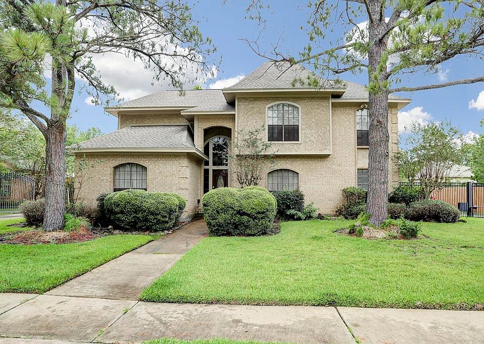 1st image of 8823 Heatherly Dr
