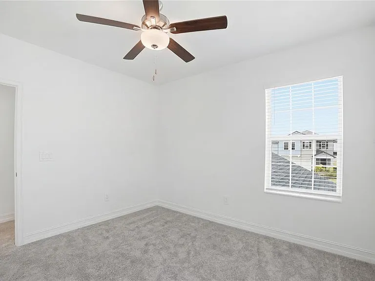 11534 72nd Pl E — Photo 46