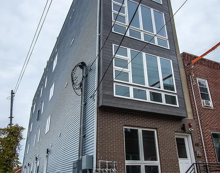 4111 Ludlow St #1R — Photo 22