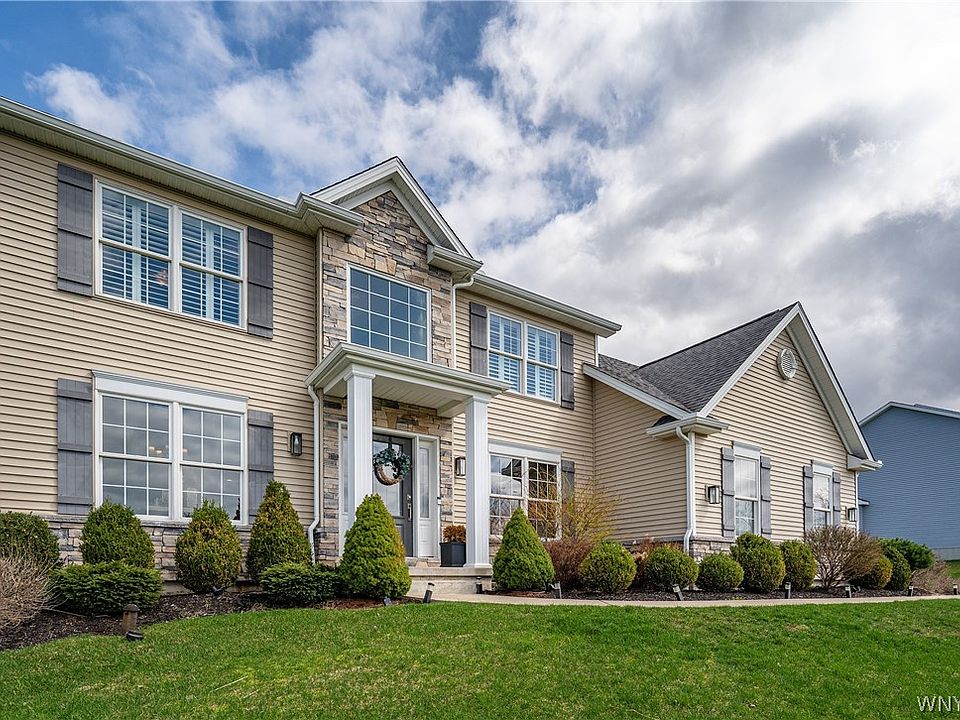 1st image of 89 Arrowood Ln