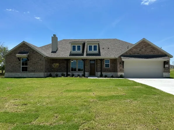 146 Pampas Ct, Decatur, TX 76234