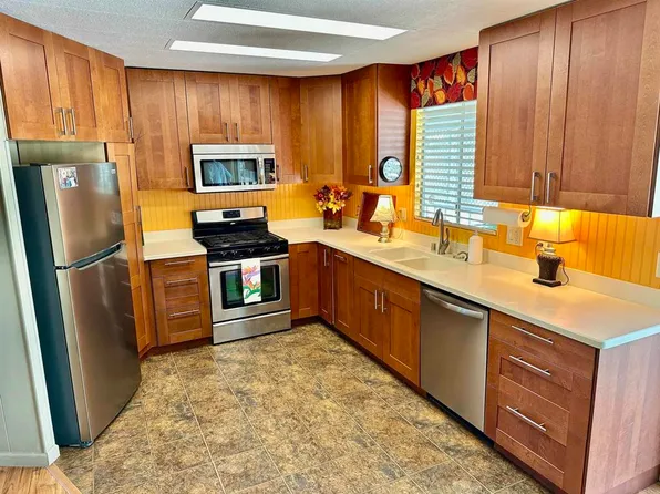2130 Sunset Dr Spc 45, Vista, CA 92081
