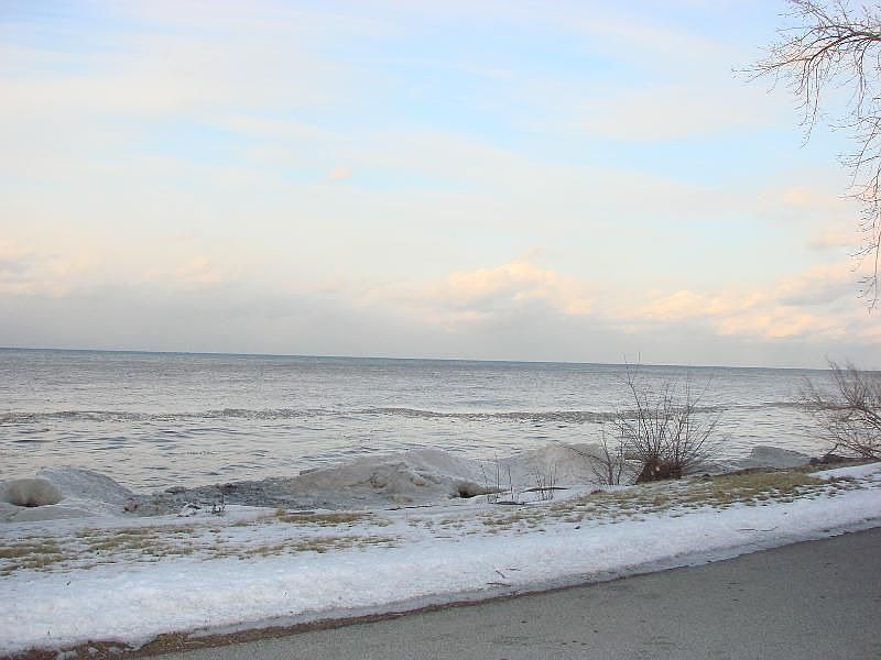 1st image of 68 Ontario Blvd