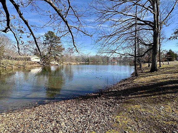 3rd image of 3365 Tomlin Rd