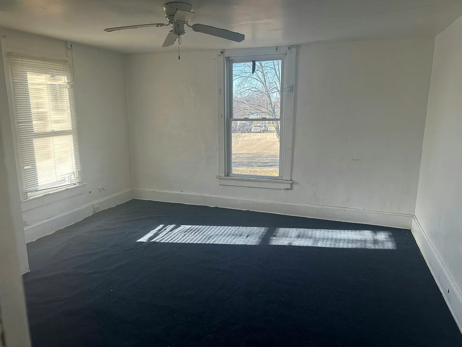 928 South Matthew Street — Photo 4