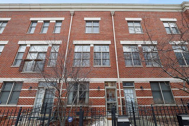 1st image of 861 N May St