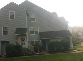 2201 Rabbit Run Rd, Marlton, NJ 08053