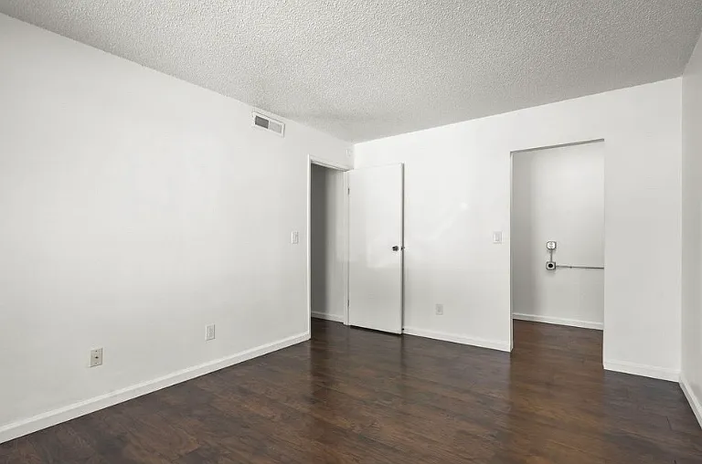 1001 Baywood Dr #C — Photo 6