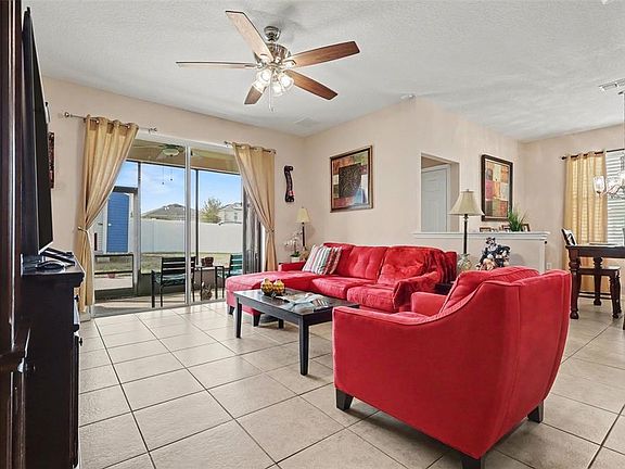 4th image of 324 Jyoti Dr