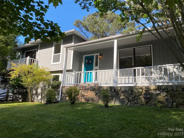 16079 Molokai Dr, Tega Cay, SC 29708