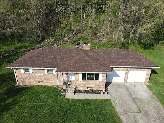 2nd image of 54 Lila Dr