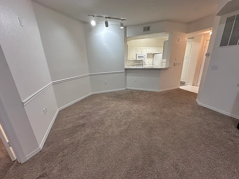 5554 Metrowest Blvd #201 — Photo 5