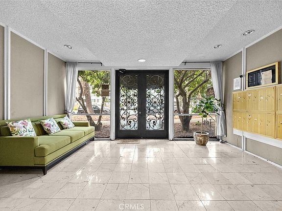 3rd image of 400 S La Fayette Park Pl APT 213