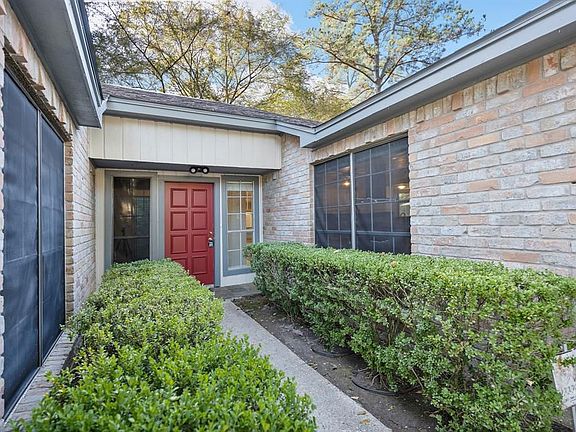 3rd image of 3518 Riverwood Park Dr
