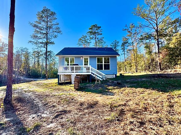 3rd image of 42518 Dixon Rd S