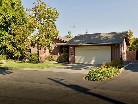 2nd image of 1610 Potrero Way