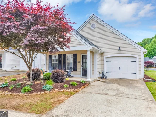 5048 Kathryn Glen Dr, Acworth, GA 30101