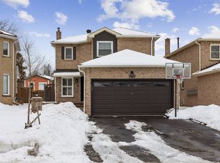 107 Hemingford Pl, Whitby, ON L1R1G2