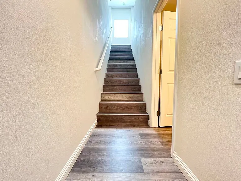 1146 Bobby Basin Ave — Photo 9