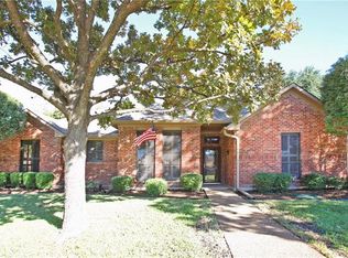 2504 Pickwick Ln, Plano, TX 75093