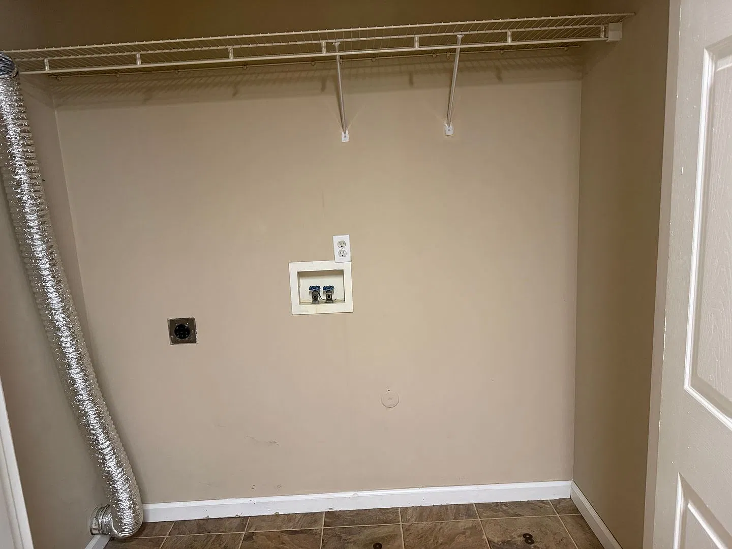 Geyser — Photo 3