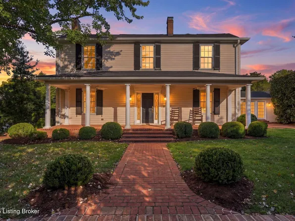 409 Stonehaven Commons Ct, Saint Matthews, KY 40207