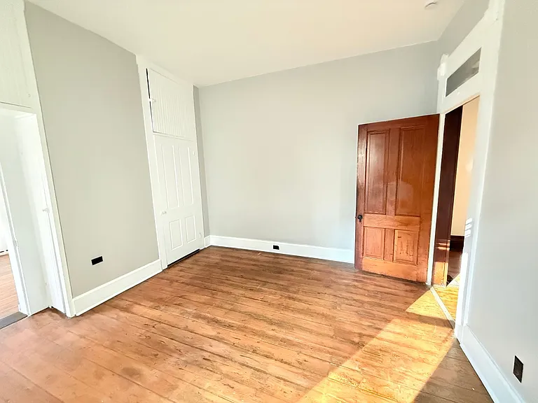 1603 E Oak St #1 — Photo 10