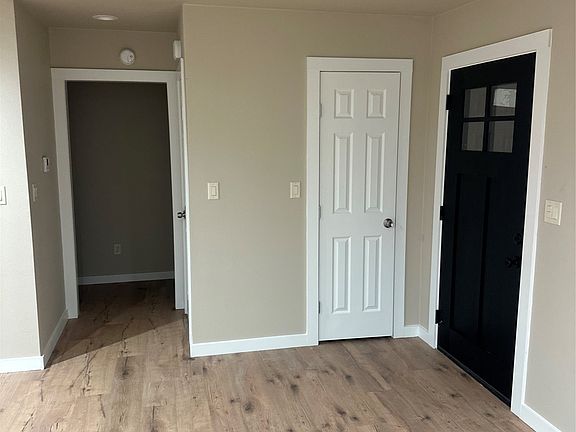 5th image of 3902 Glenwood Dr