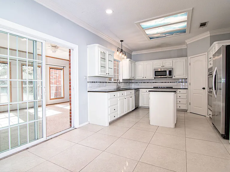 4601 Cherrywood Dr — Photo 36