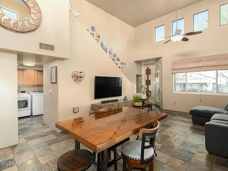 161 E Bishop Ln — Photo 14