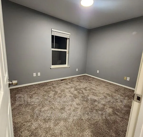 1965 Baker View Dr — Photo 24
