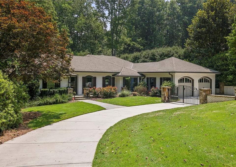1st image of 6145 Riverwood Dr