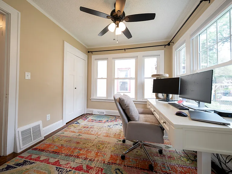 2916 Johnson St NE — Photo 11