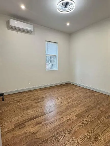 45 Clinton Ave #1 — Photo 13