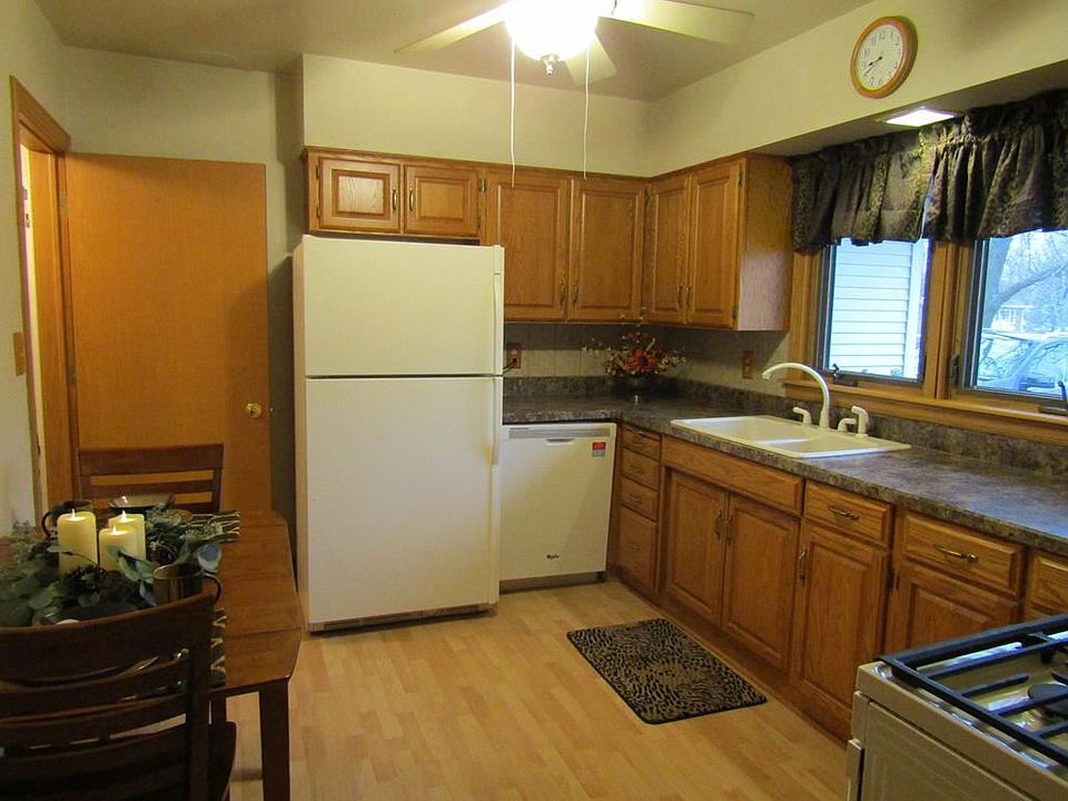 2nd image of 1288 N 9th St