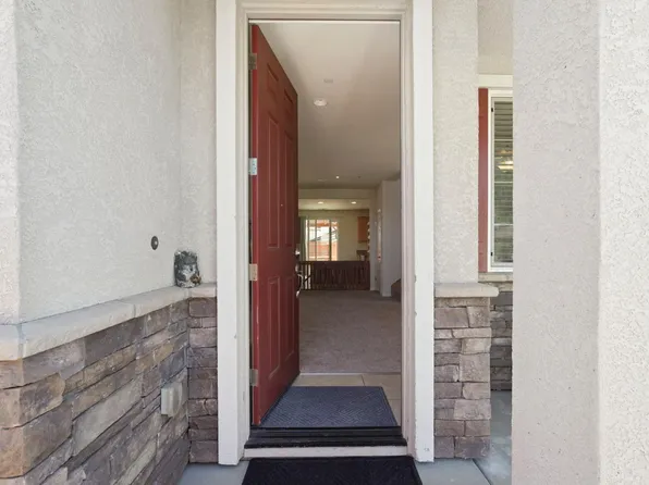 692 Arlene Ct, Galt, CA 95632