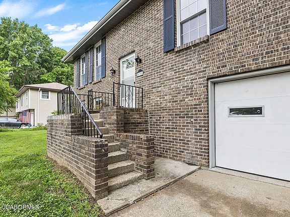 2nd image of 5302 Sheridan Dr
