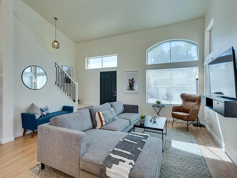 3262 Hidden Falls Way — Photo 2