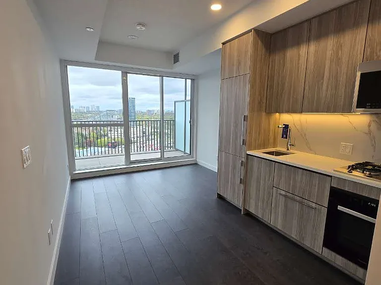 18 Esther Shiner Blvd #1507 — Photo 11
