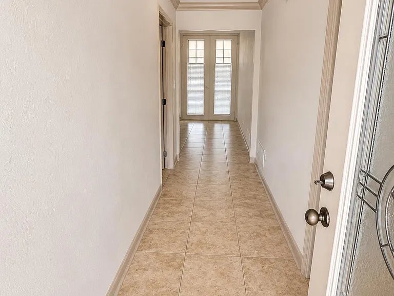 7806 Williams Ave — Photo 10