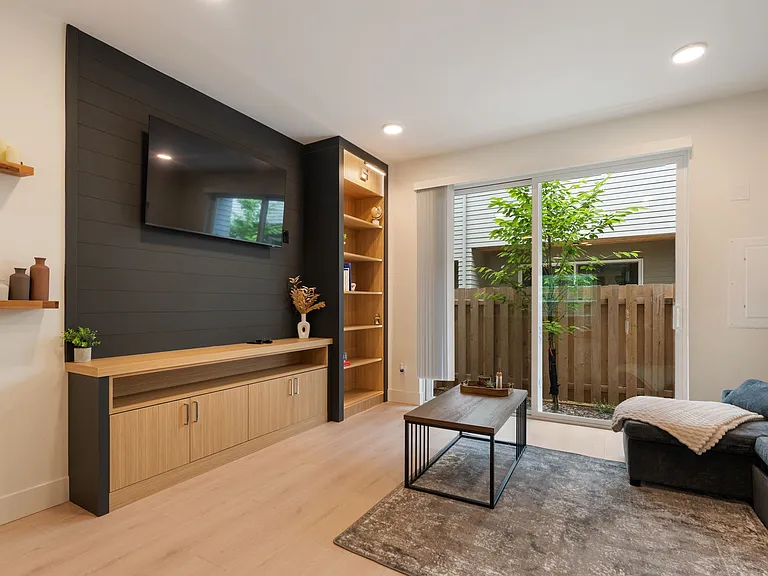 3009 NE Ainsworth St #3009 — Photo 9