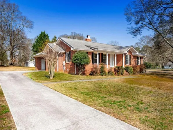 173 Madison St, Commerce, GA 30529