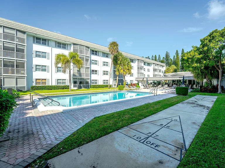 800 E Camino Real #309 — Photo 30